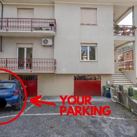 Private Parking, With Hill View Apartment Alba (Piedmont)